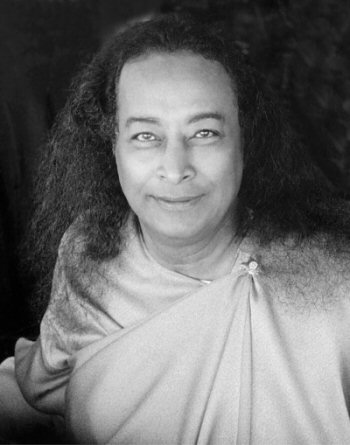 yogananda teachings kriya yoga master in autobiography of a yogi father of yoga to the west